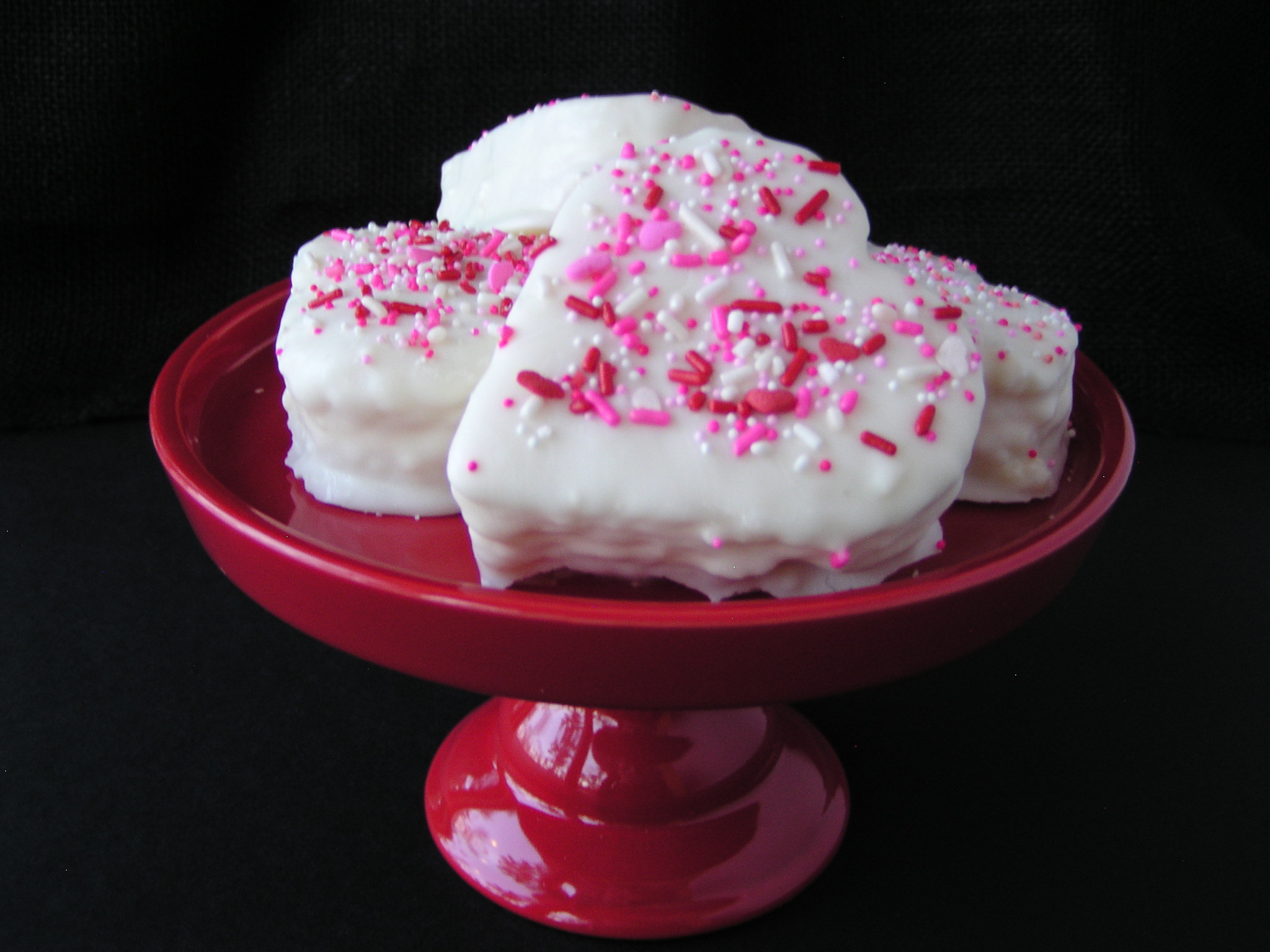 Valentine Vanilla Cake-wiches
